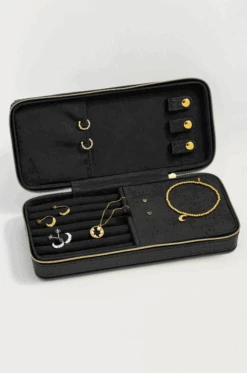 Long Black Jewelry Box -Fashion Clothing Store 0d114683Screenshot 202023 11 10 20153638