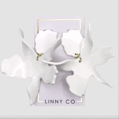 Flora Earring -Fashion Clothing Store 3a428405Screenshot 202023 05 30 20at 201.31.41 20PM