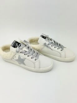 Hearty Furry Holog Sneaker