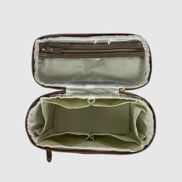 Getaway Classic Train Case 2 Getaway Classic Train Case - Image 2