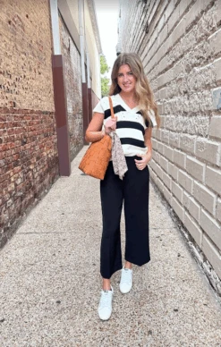 Dear John Una Sweater Vest - Oreo