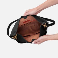 Hobo Pier Black -Fashion Clothing Store ce2c7fe1Screenshot 202022 11 23 20145138