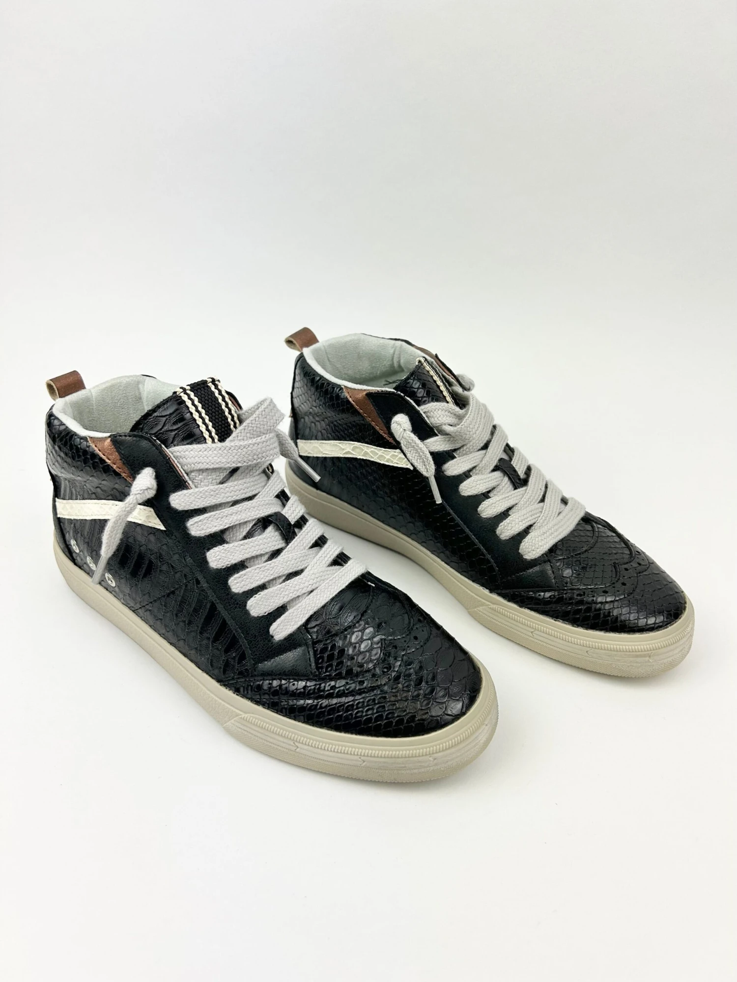 Riley Black Snake Sneaker 3 Riley Black Snake Sneaker - Image 3