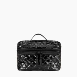 Oliver Thomas Not A Trainwreck Case -Fashion Clothing Store ea4e1cc9Screenshot 202022 03 16 20112447