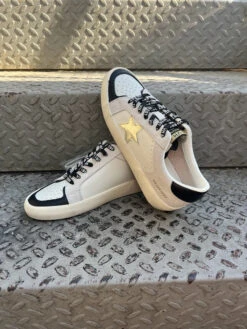 Vintage Havana Oaklee Sneaker